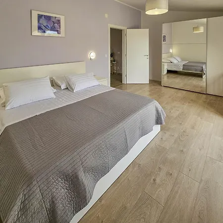 Luxury Val Apartment *