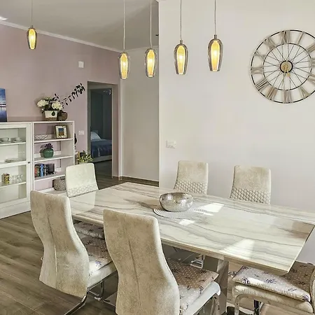 Luxury Val * Orebic
