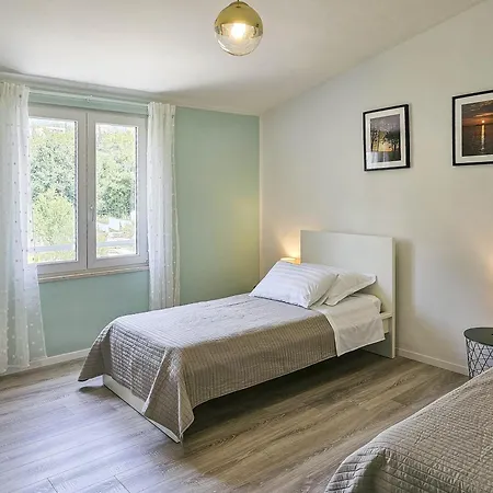 Luxury Val Apartment