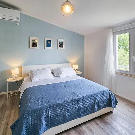 Luxury Val Apartment Orebic